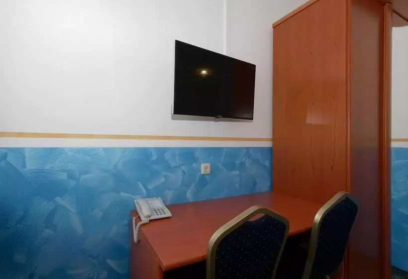 Standard Kolmen Hengen Huone, Privathotel Probst