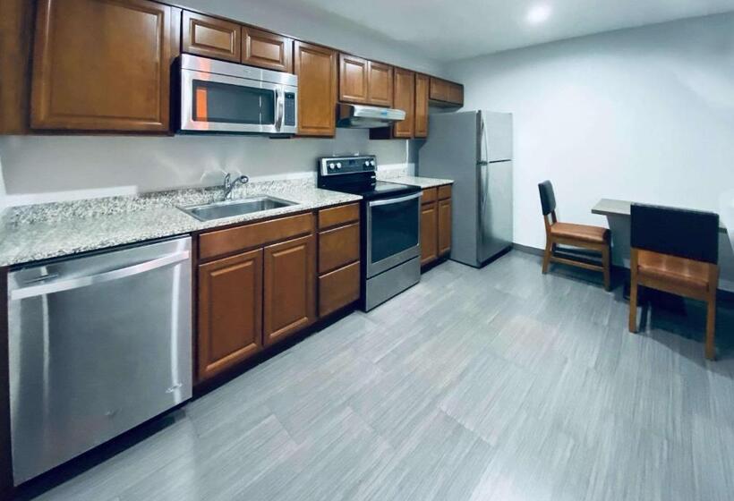 Superior Suite, Rodeway Inn Old Town Scottsdale