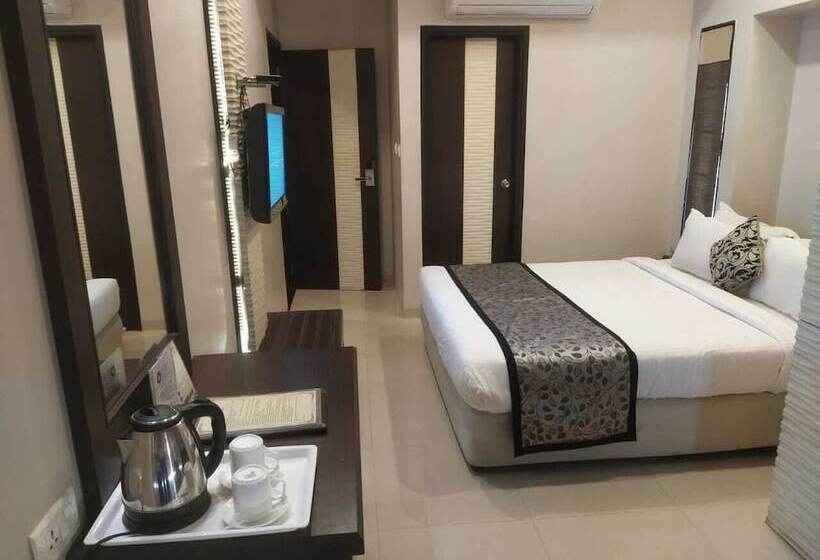 디럭스 룸, Shree Narayana