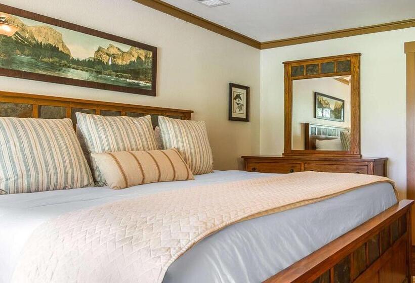 장애인을 위한 킹사이즈 침대 스탠다드 룸, Sierra Sky Ranch, Ascend Hotel Collection