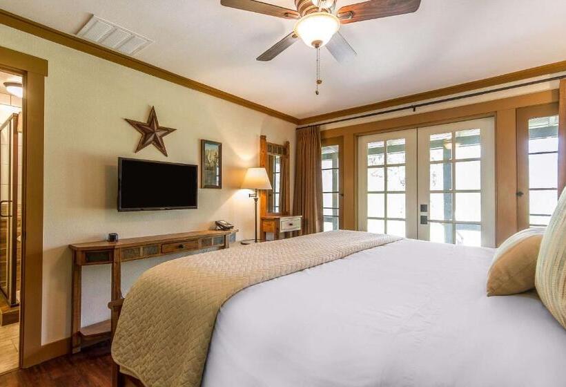 장애인을 위한 킹사이즈 침대 스탠다드 룸, Sierra Sky Ranch, Ascend Hotel Collection