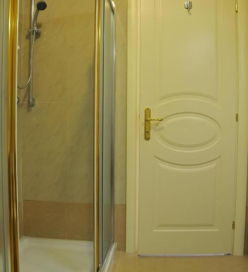 Chambre Standard avec Balcon, Verdi