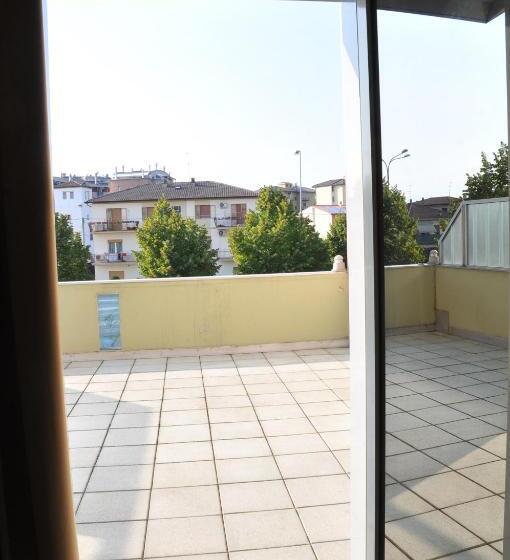 Chambre Standard Individuelle avec Balcon, Verdi