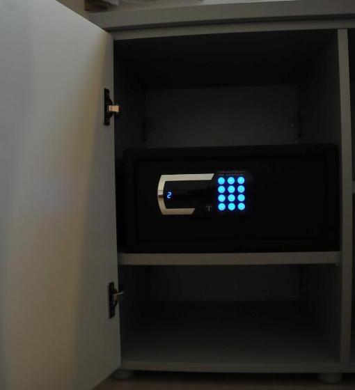 Chambre Familiale Deluxe, Verdi