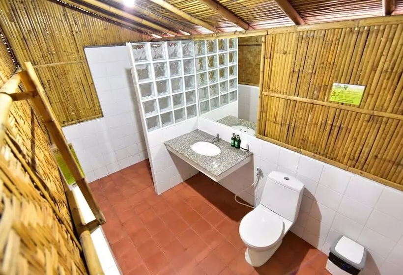 ガーデンビューのスタンダードバンガロー, Green View Beach Resort