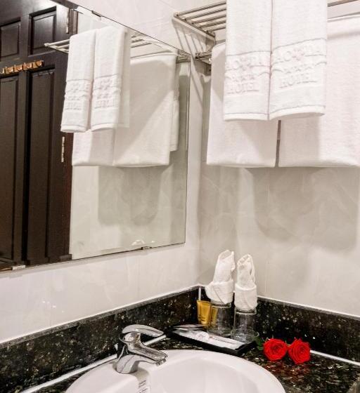 اتاق لوکس سه تخته, Tay Bac Hotel Da Nang