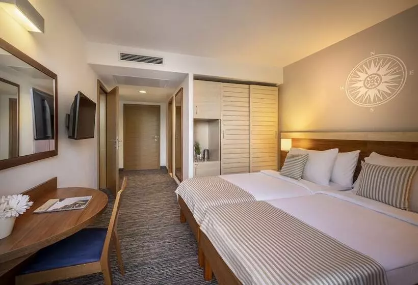 サイドシービュージュニアスイート, Valamar Sanfior Hotel & Casa