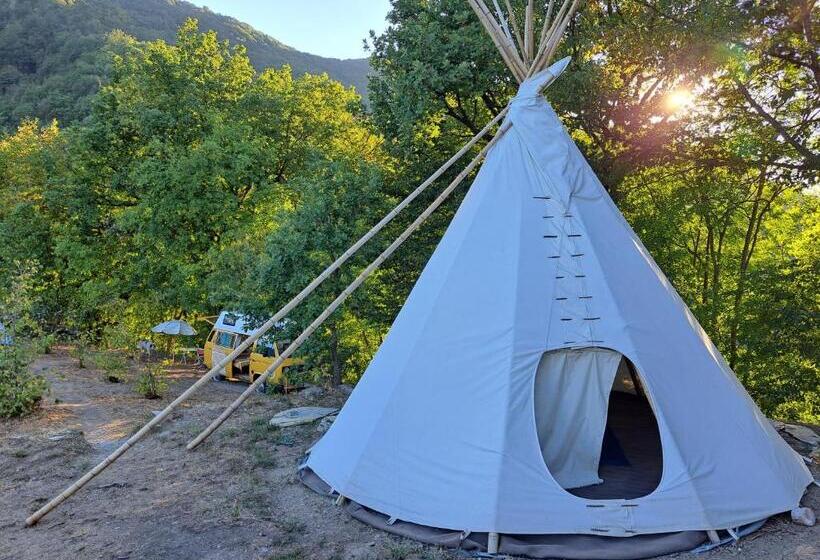 Standard Tent, @gatetothewild