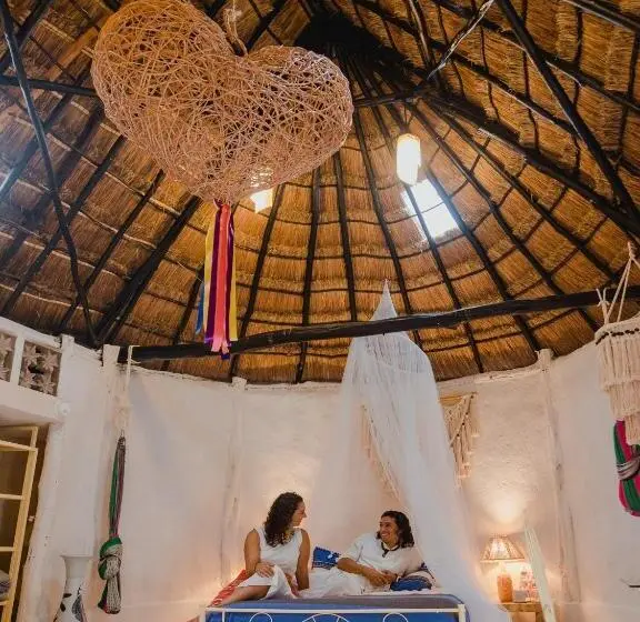 デラックスの４人部屋, Aldea Maya Toktli Orígenes: Alberca + Wifi Starlink + Tour Sustentabilidad
