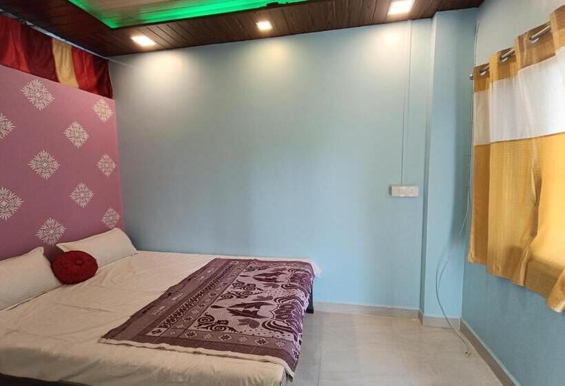 Номер Deluxe, Shree Nivas Home Stay