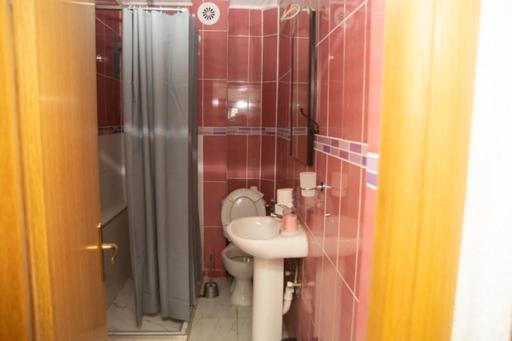 اتاق استاندارد, Sarah Apartments