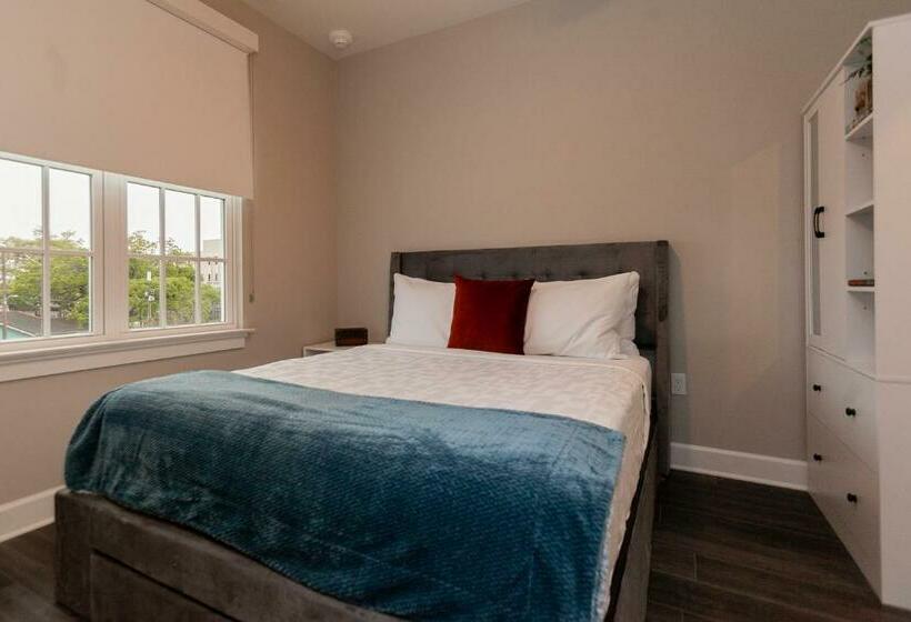 سوئیت با بالکن, Bywater Suite