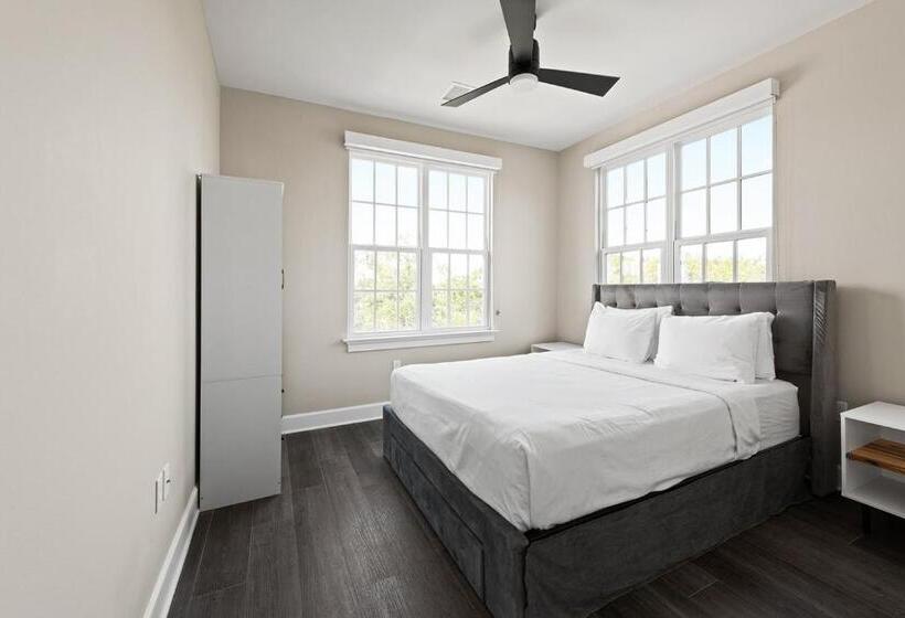 سوییت, Bywater Suite