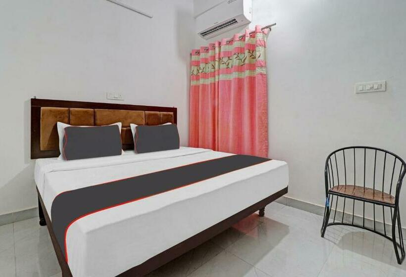 Номер Стандарт, Oyo Flagship 81127 Chaudhary Guest House Restaurant