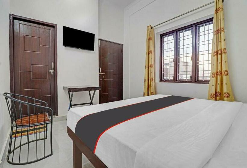 Номер Стандарт, Oyo Flagship 81127 Chaudhary Guest House Restaurant