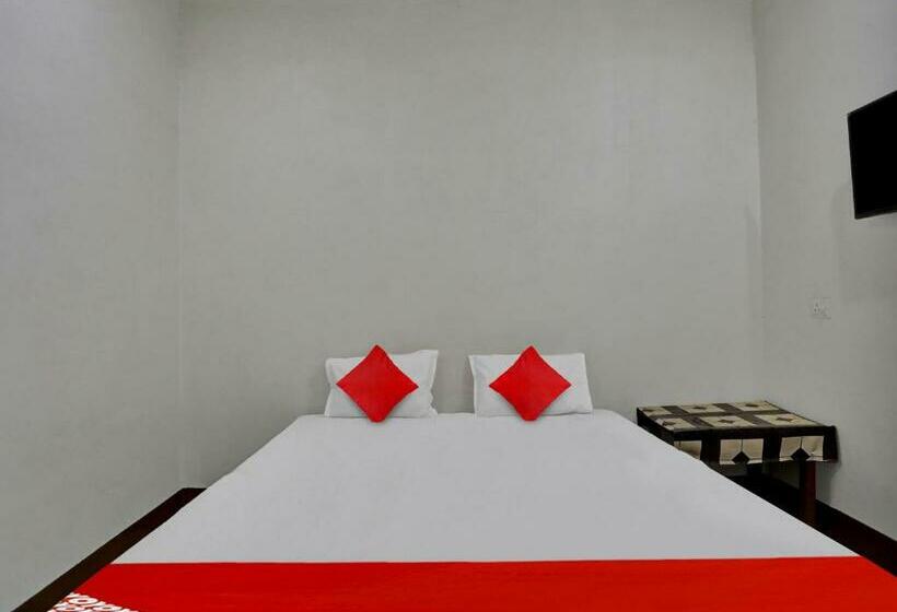 Трехместный Номер Классика, Spot On 81110 Ganga Darshan Guest House