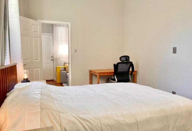 デラックスルーム, Lovely Guesthouse In The Up And Coming Springfield