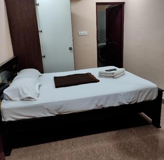 חדר סטנדרט עם מרפסת, Welcome Stay Residency