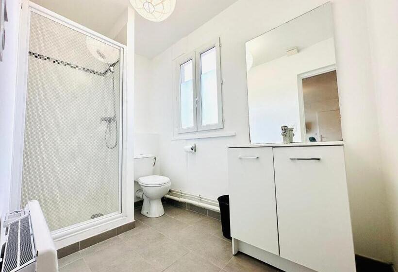 اتاق استاندارد, Reims Sherpa Lodge