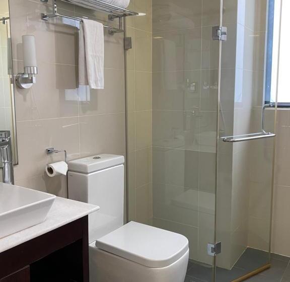 اتاق لوکس با بالکن و چشمانداز دریا, Beehive Premier