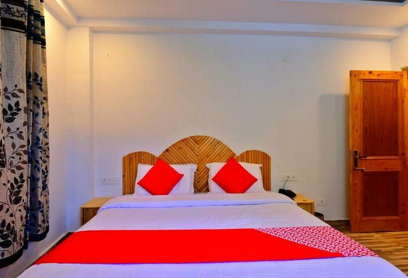 三人经典房间, Oyo Flagship 81115 Nalwa Inn