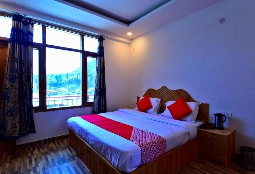 三人经典房间, Oyo Flagship 81115 Nalwa Inn