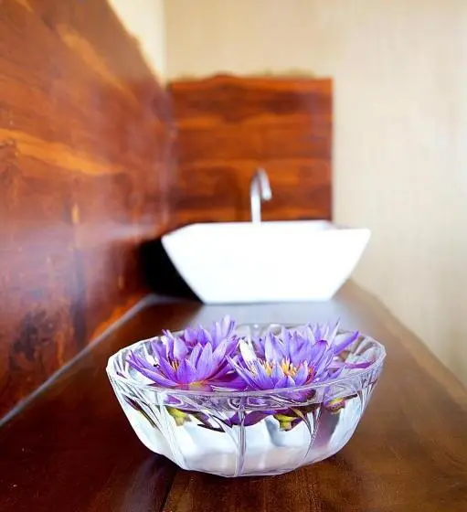 اتاق استاندارد سه نفره, Negombo Green Palace