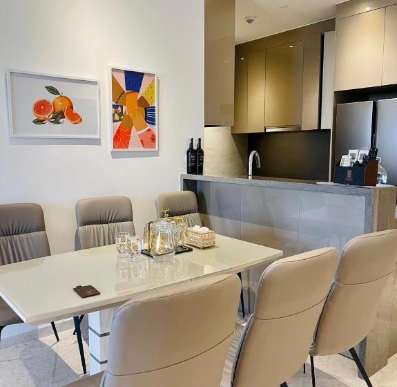 اتاق استاندارد با تخت بزرگ, Luxury The Marq Free Infinity Pool, Gym & Bbq D1