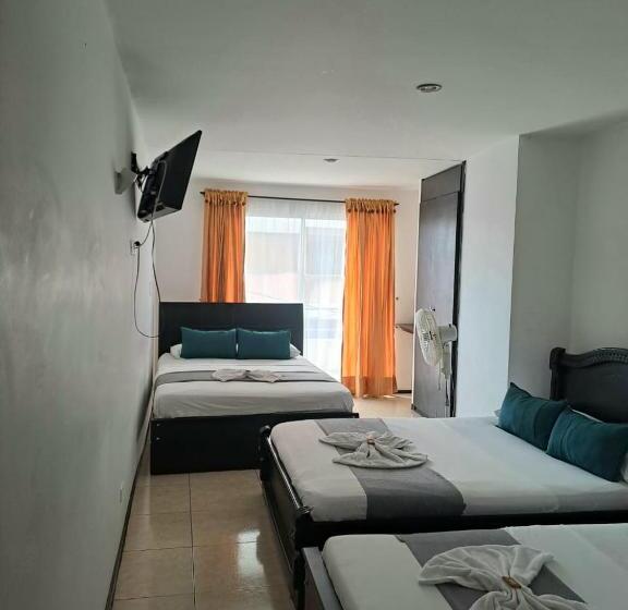 Номер Стандарт Трехместный, Bolivariano