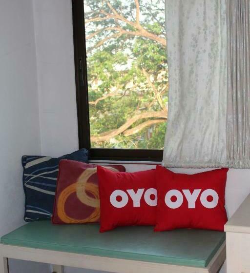 수피리어 룸, Oyo 75420 Howto