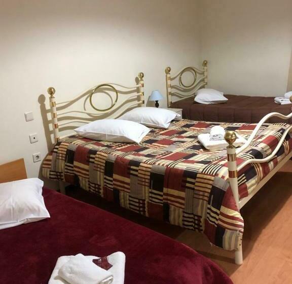 חדר סטנדרט לשלושה, Restaurante Residencial Pizzaria S. Estevão