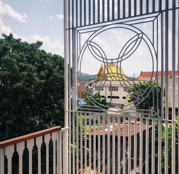 스위트 도시 전망, Villa Mahaphrom