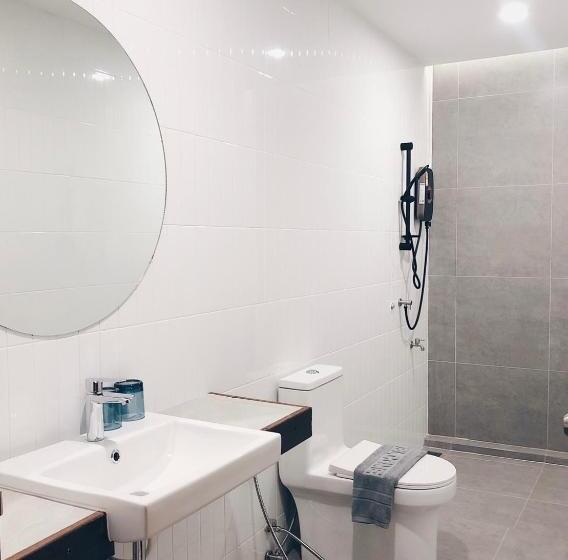 스탠다드 룸 킹사이즈 침대, Villa Mahaphrom