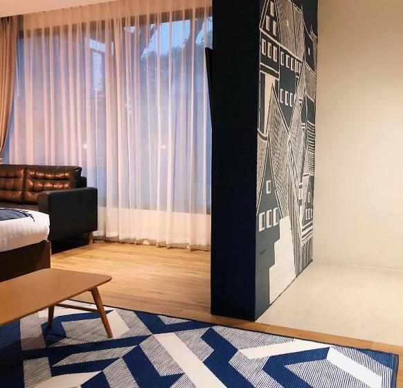 스탠다드 룸 킹사이즈 침대, Villa Mahaphrom