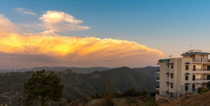 带阳台套房, Viable Inn By Vista Stays