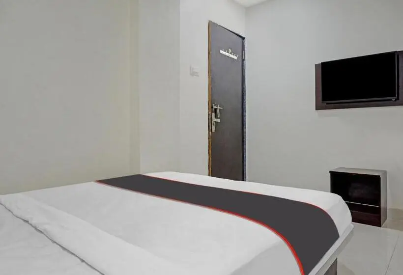 Classic Kolmen Hengen Huone, Collection O Brahma Residency