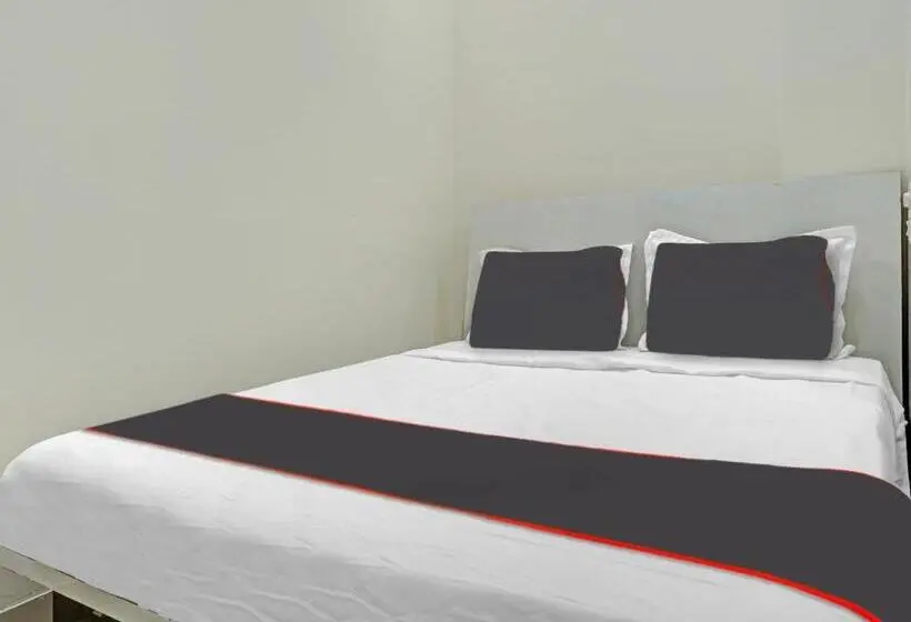 Classic Kolmen Hengen Huone, Collection O Brahma Residency