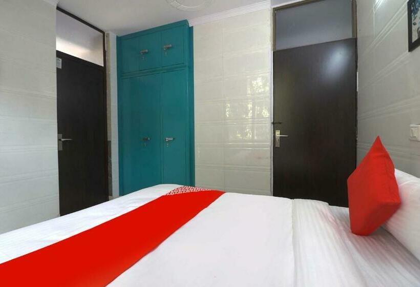 트리플 클래식 룸, Oyo Flagship 81070 Sunshine