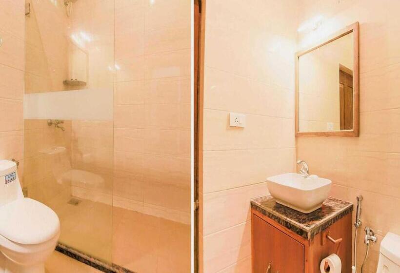 트리플 클래식 룸, Oyo Flagship 81070 Sunshine