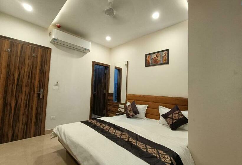 Chambre Deluxe, Vrinda Inn