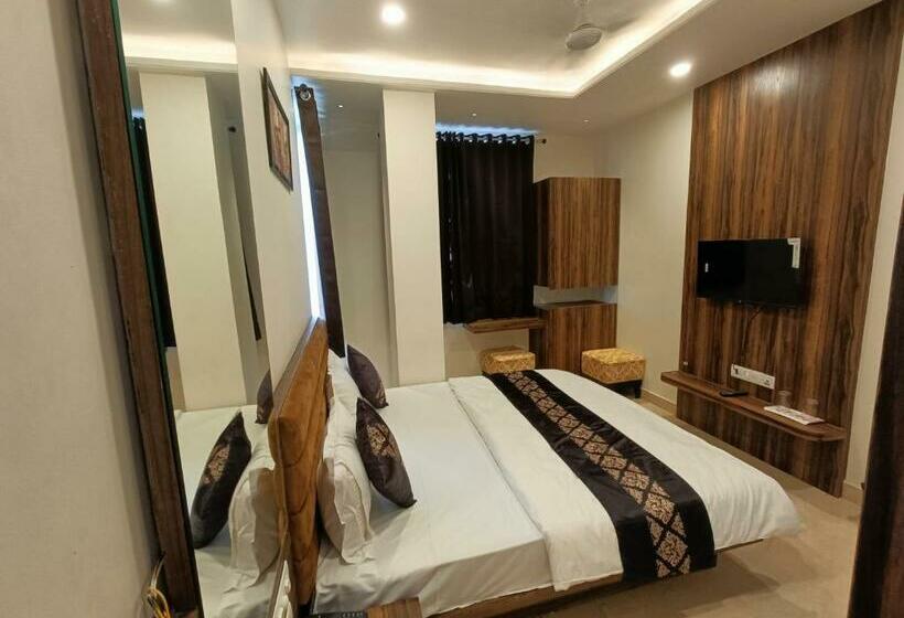 Chambre Deluxe, Vrinda Inn