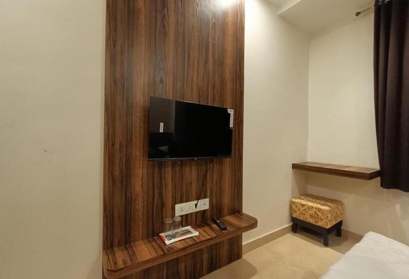 Chambre Standard, Vrinda Inn