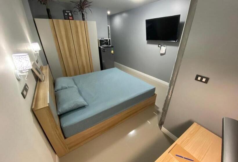 דירת חדר, The Northern Mfu