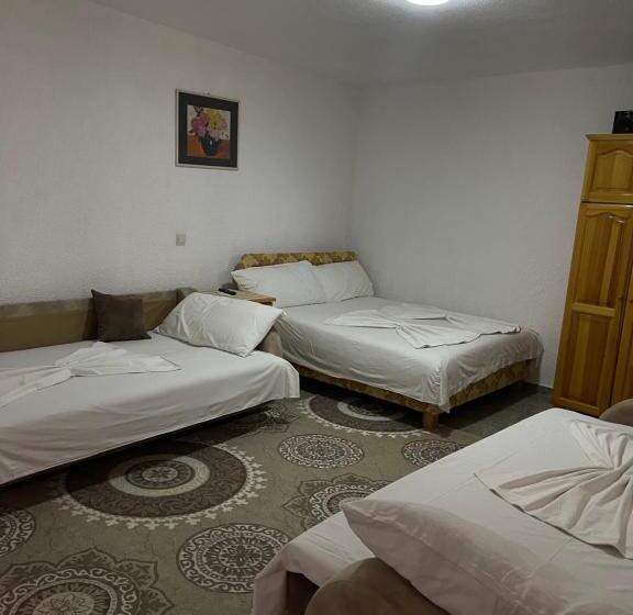 اتاق استاندارد چهار تخته, Apartments Zeneva