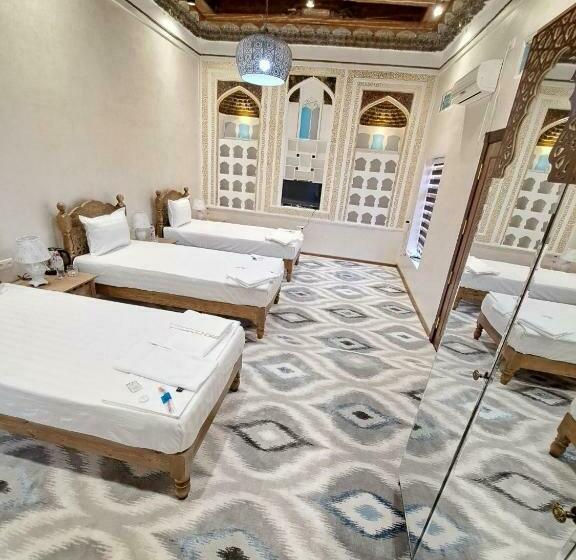 غرفة كومفورت ثلاثية, Tapchan House