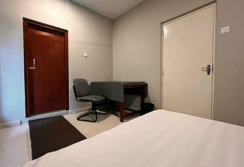 Номер Deluxe, The Lovina Place