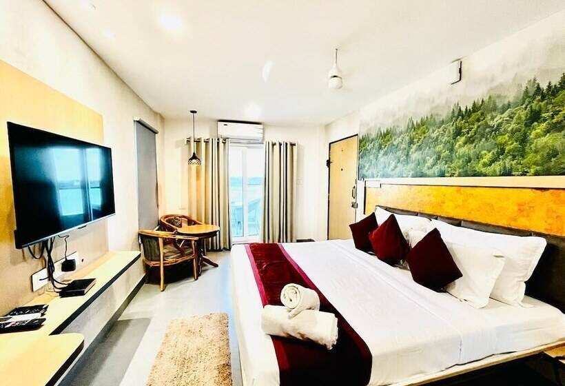 ファミリールーム, Lake View Airport Zone