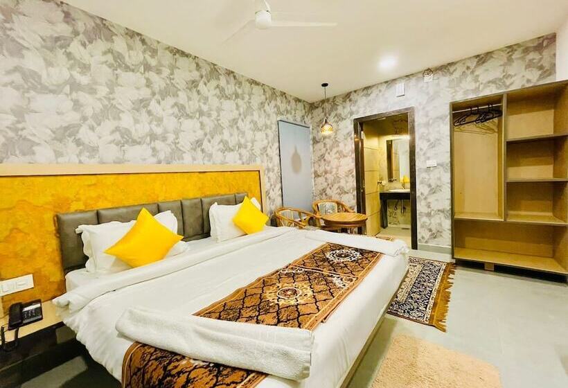 ファミリールーム, Lake View Airport Zone