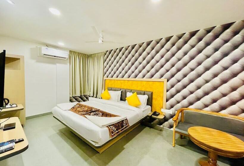 ファミリールーム, Lake View Airport Zone