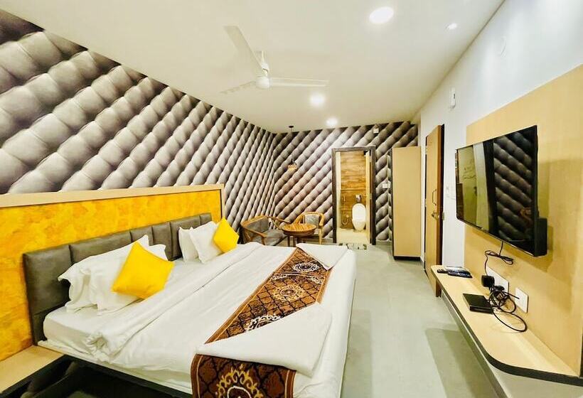 ファミリールーム, Lake View Airport Zone